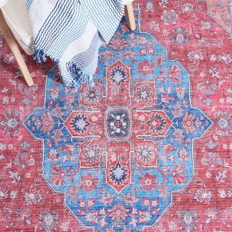 Safavieh Serapi Sep369M Blue/Rust Rugs.