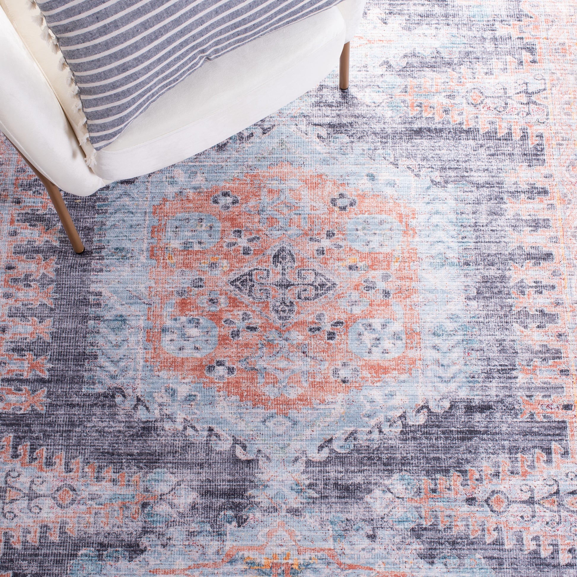 Safavieh Serapi Sep382P Terracotta/Blue Area Rug