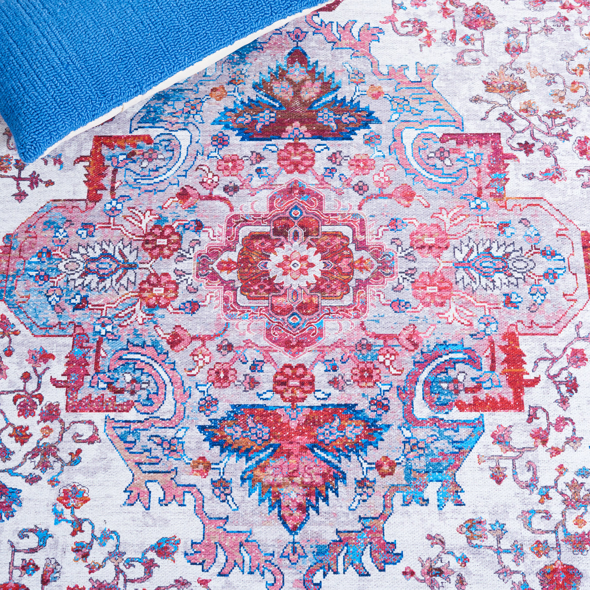 Safavieh Serapi Sep394A Ivory/Red Rugs.