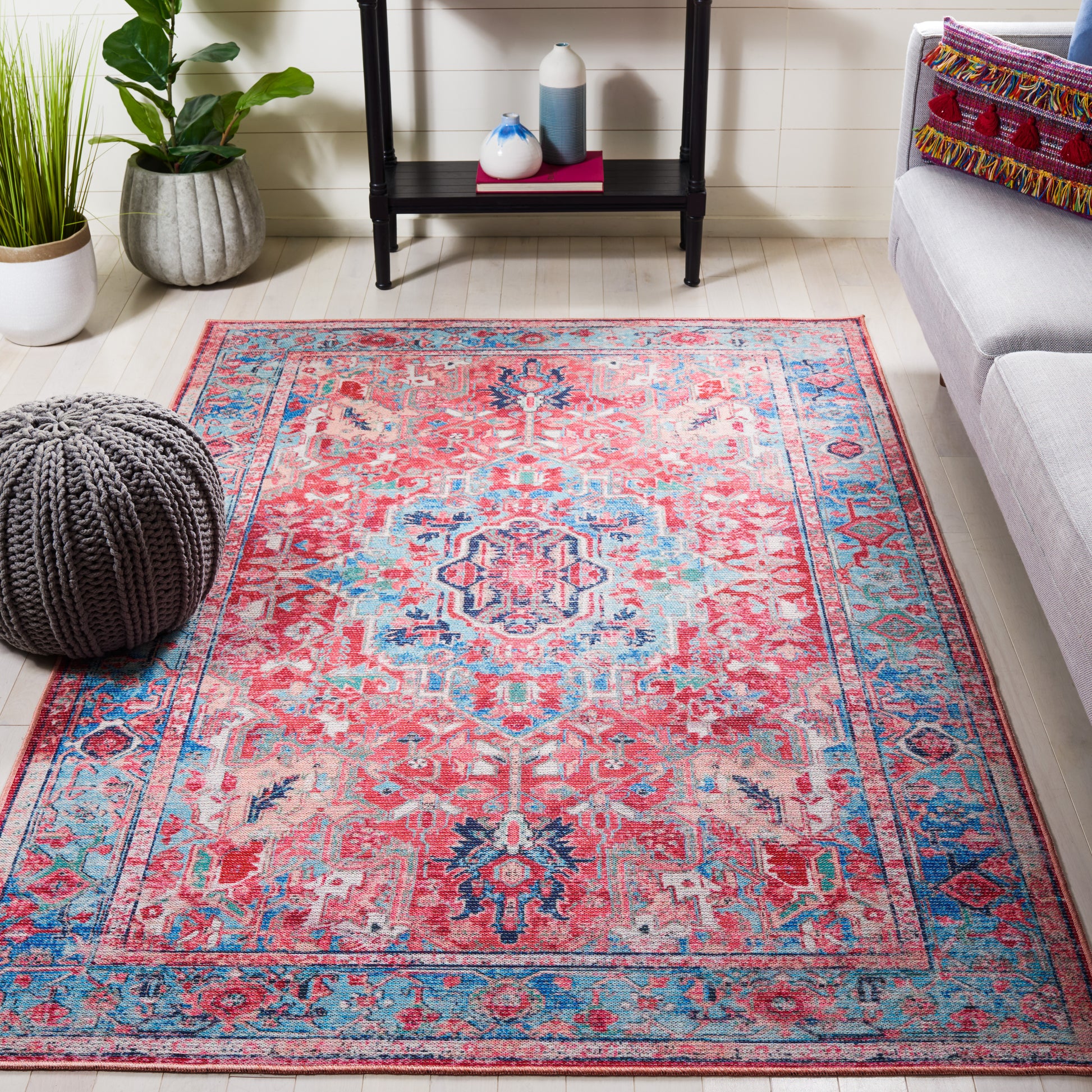 Safavieh Serapi Sep518J Light Blue/Red Area Rug