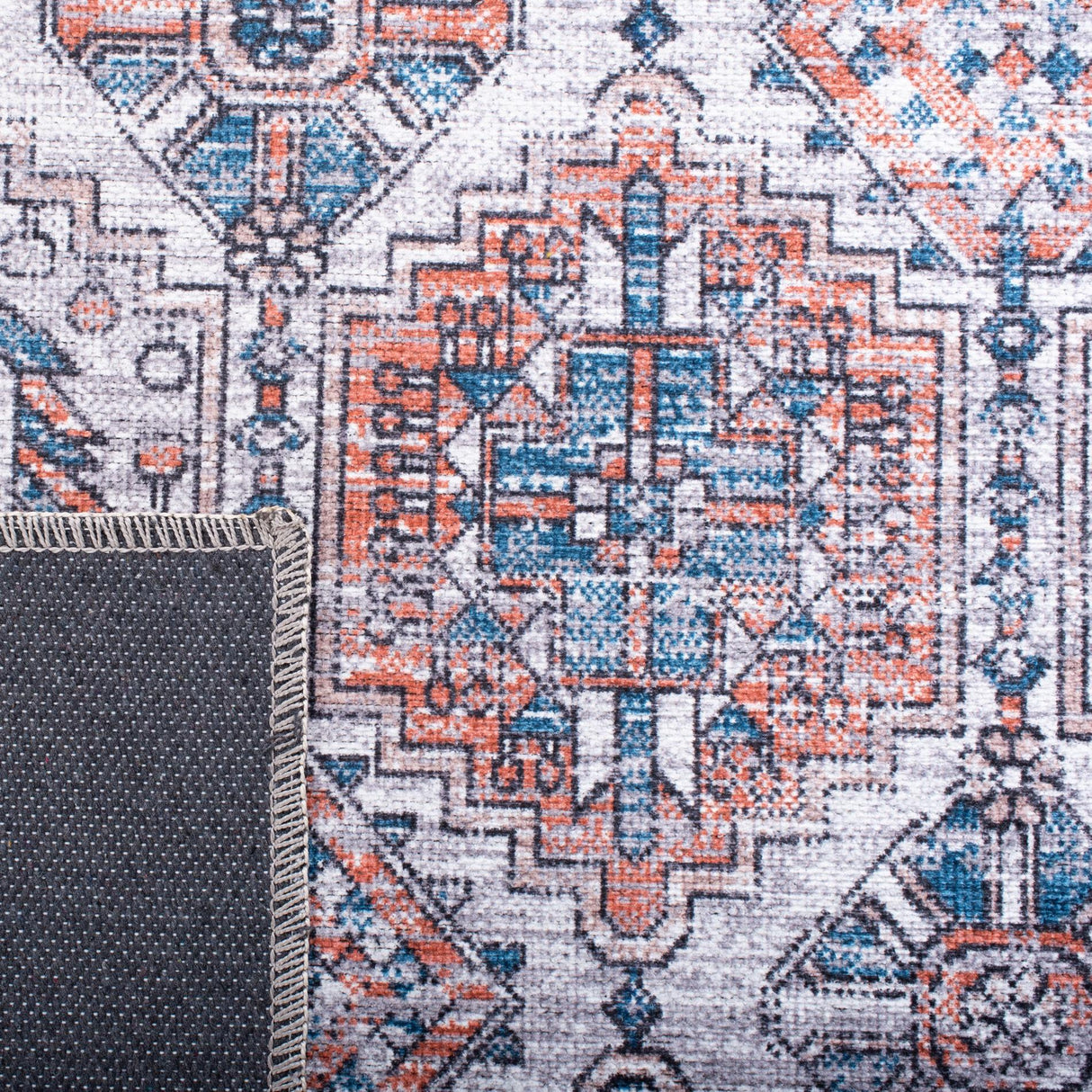 Safavieh Serapi Sep520A Ivory/Rust Rugs.