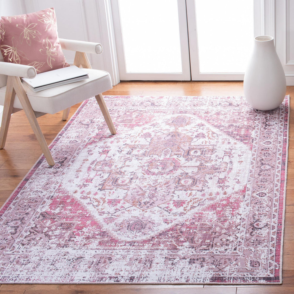 Safavieh Serapi Sep553A Ivory/Rust Rugs.