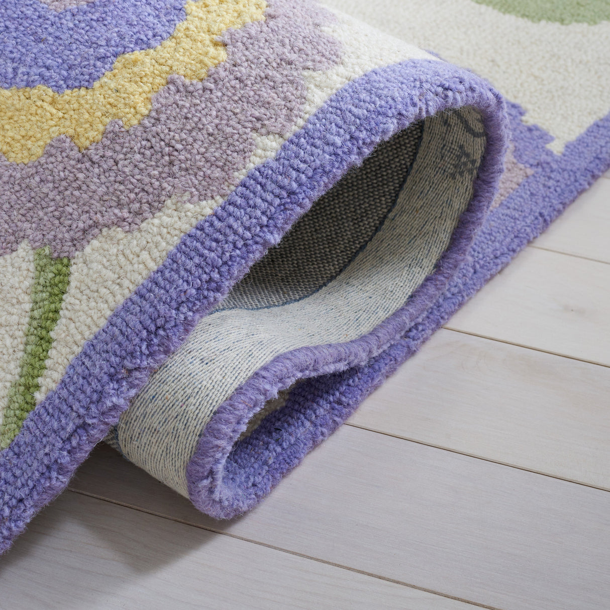 Safavieh Safavieh Kids Sfk355V Lavander/Ivory Rug.