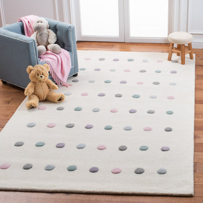 Safavieh Safavieh Kids Sfk805A Ivory Area Rug