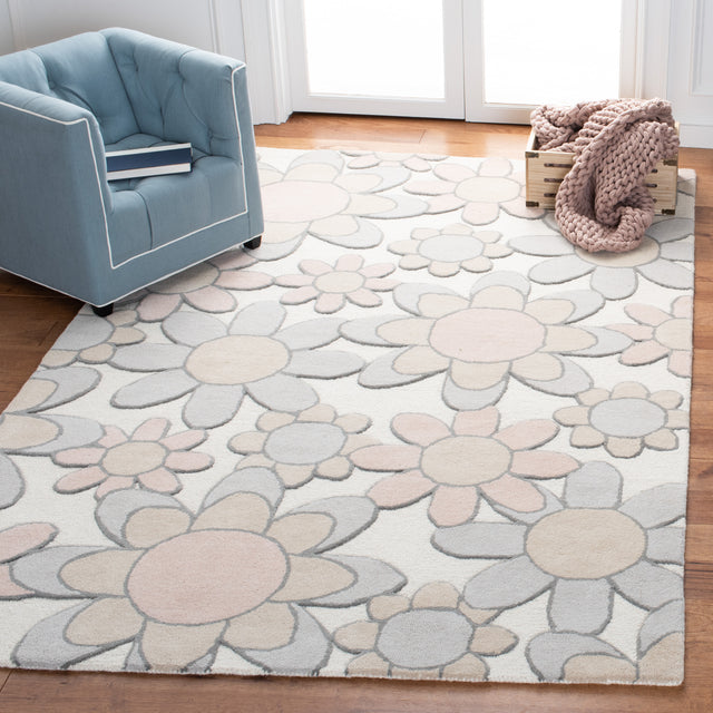 Safavieh Safavieh Kids Sfk923A Ivory/Pink Rugs.