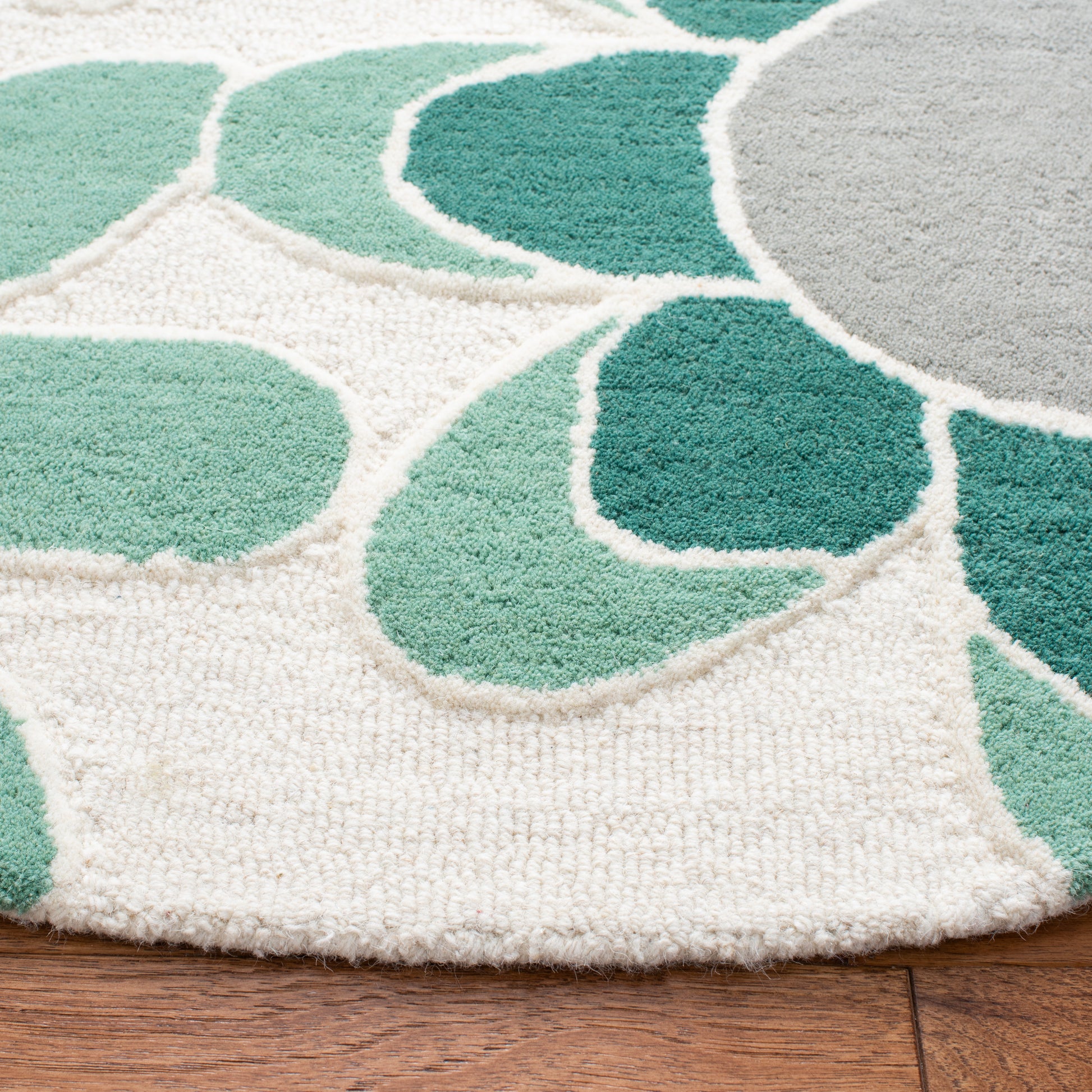 Safavieh Safavieh Kids Sfk923Y Ivory/Green Area Rug