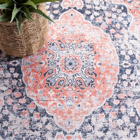 Safavieh Saffron Sfn353N Navy/Ivory Rugs.