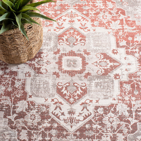 Safavieh Saffron Sfn389A Ivory/Rust Rugs.