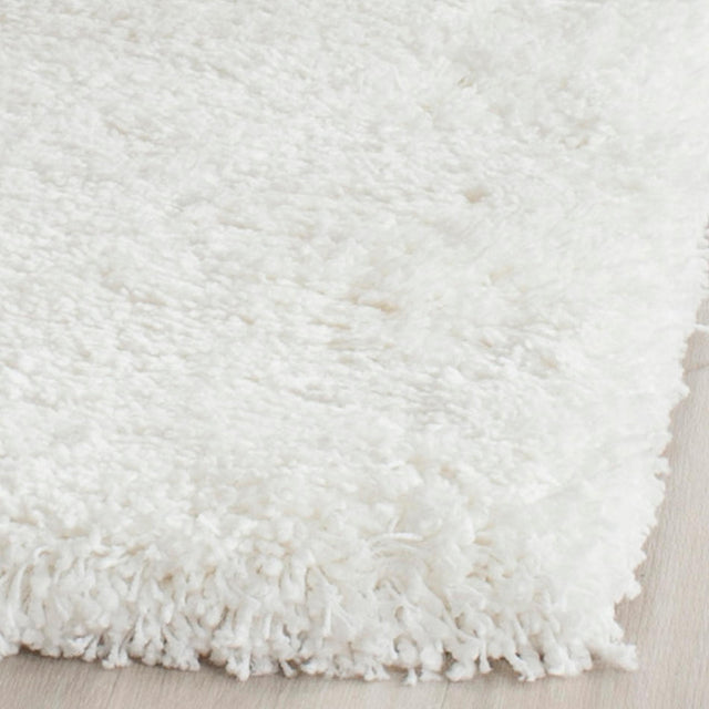 Safavieh Shag Sg151 White Rug.