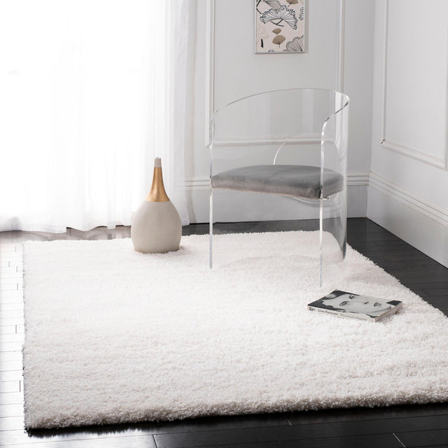 Safavieh Shag Sg151 White Rug.