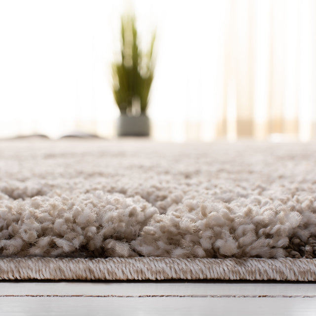 Safavieh Shag Sg467 Cream/Beige Rug.