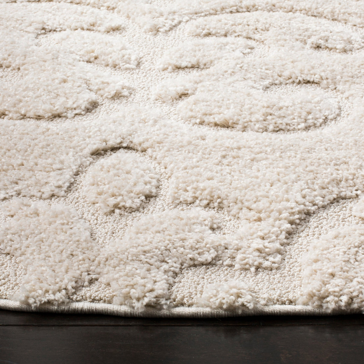 Safavieh Shag Sg470 Creme/Creme Rug.