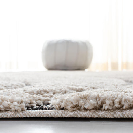 Safavieh Shag Sg471 Cream/Grey Rug.