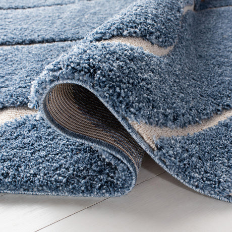 Safavieh Shag Sg471 Light Blue/Cream Rug.