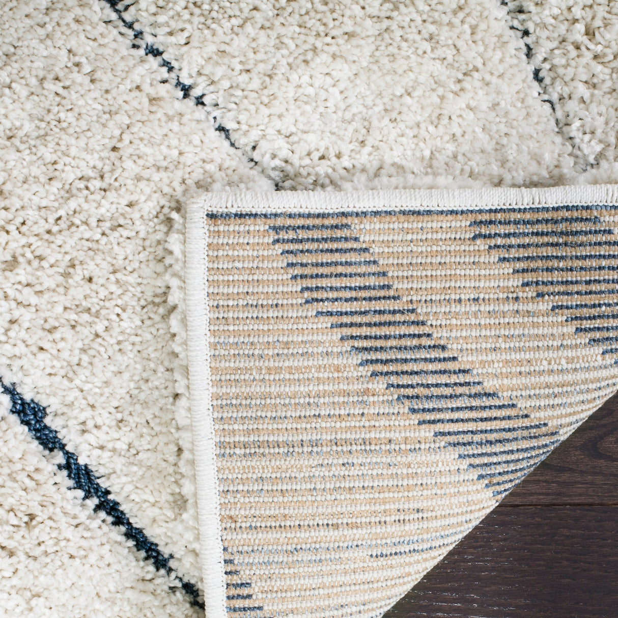 Safavieh Shag Sg472 Cream/Blue Rug.