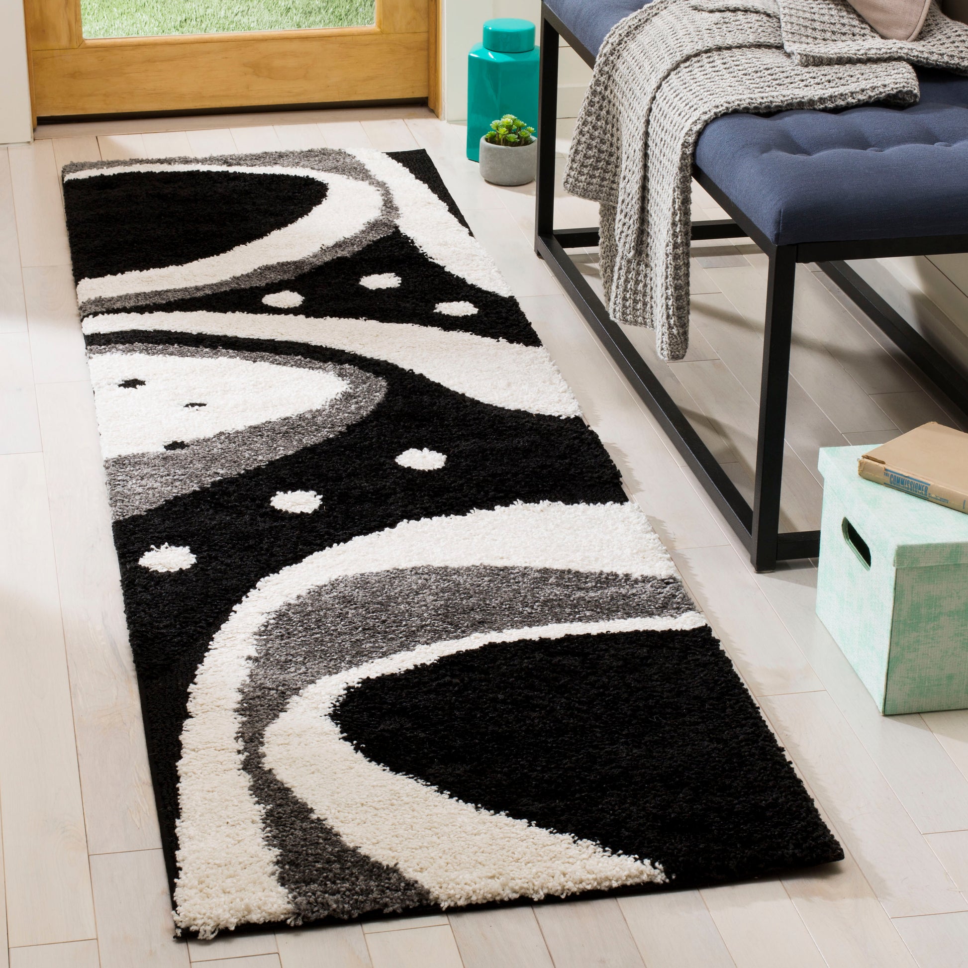 Safavieh Shag Sg473 Black/Ivory Area Rug