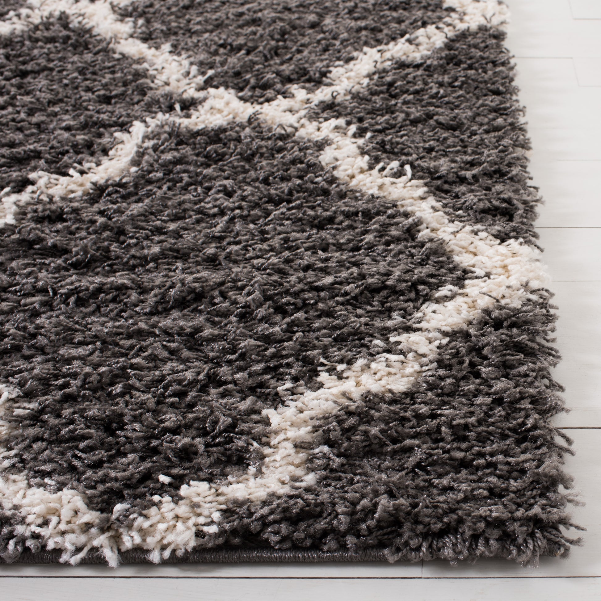 Safavieh Dallas Shag Sgds257A Dark Grey/Ivory Area Rug