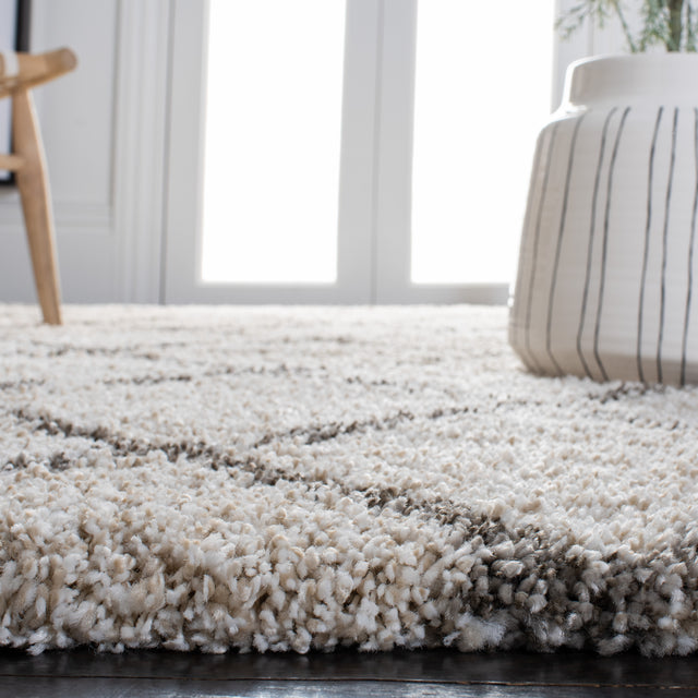 Safavieh Hudson Shag Sgh222D Ivory/Grey Rugs.