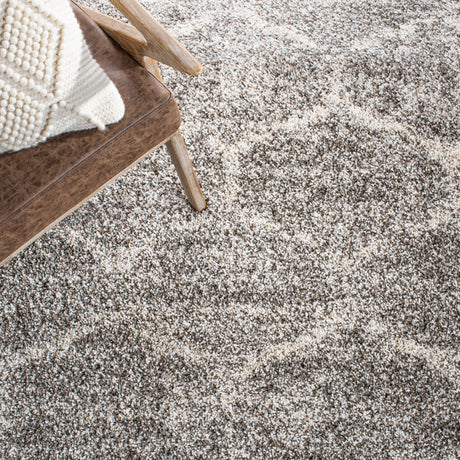 Safavieh Hudson Shag Sgh265F Grey/Ivory Rugs.