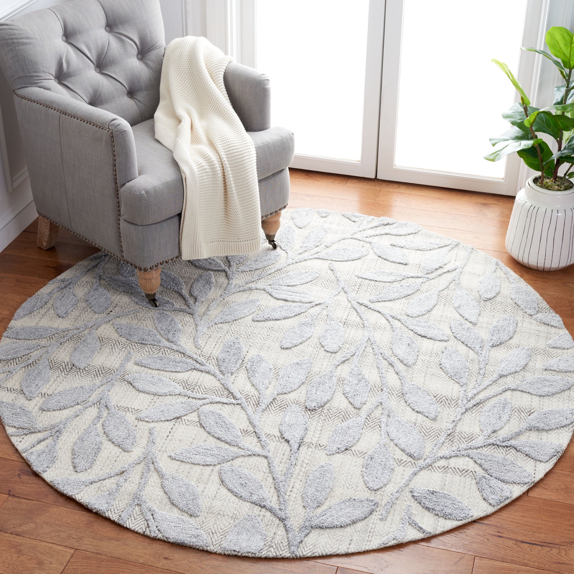 Safavieh Southampton Sha302F Grey Area Rug