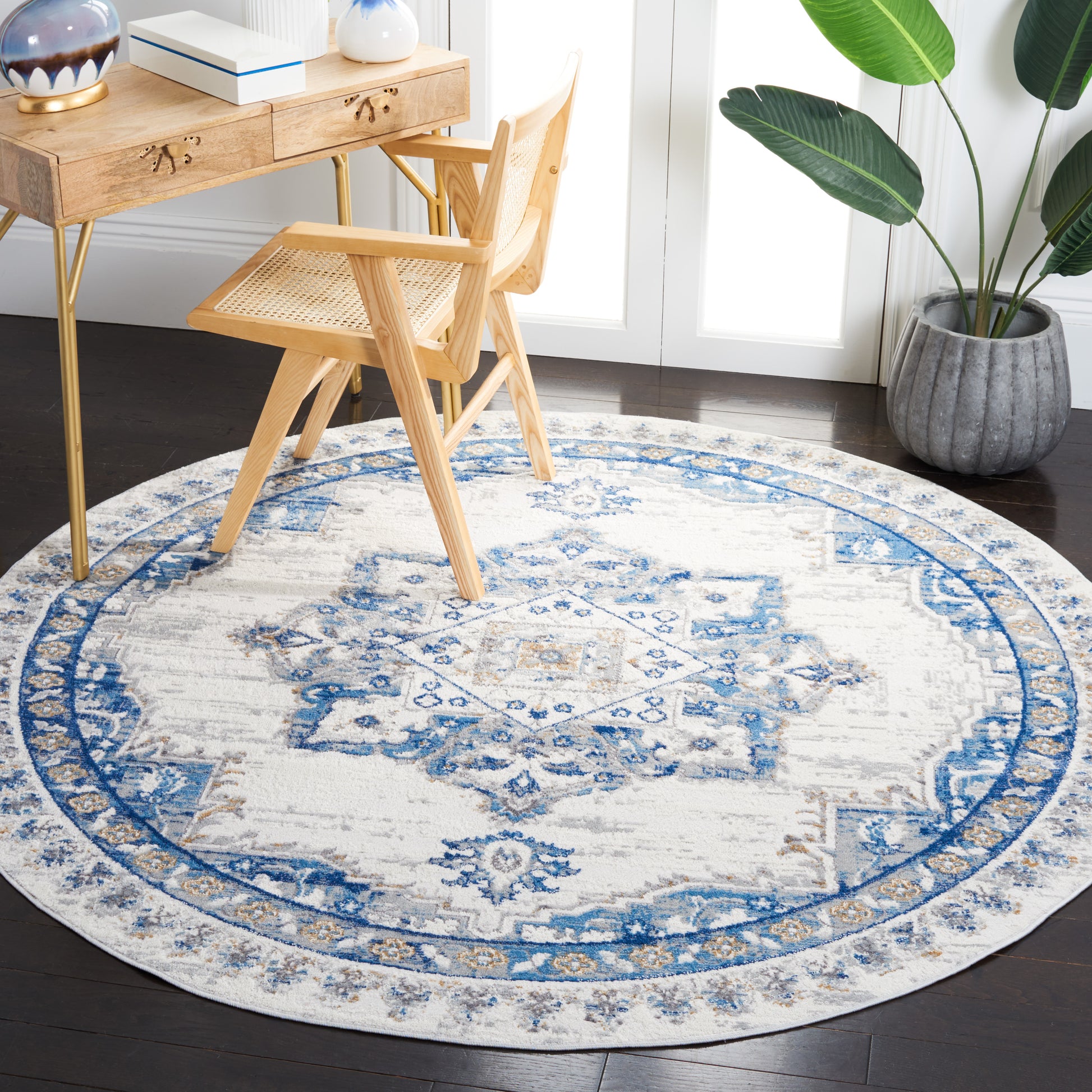 Safavieh Shivan Shv138M Ivory/Blue Area Rug