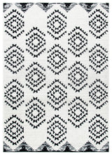 Safavieh Skyler Sky179A Ivory/Black Rugs.