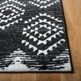 Safavieh Skyler Sky179Z Black/Ivory Rugs.
