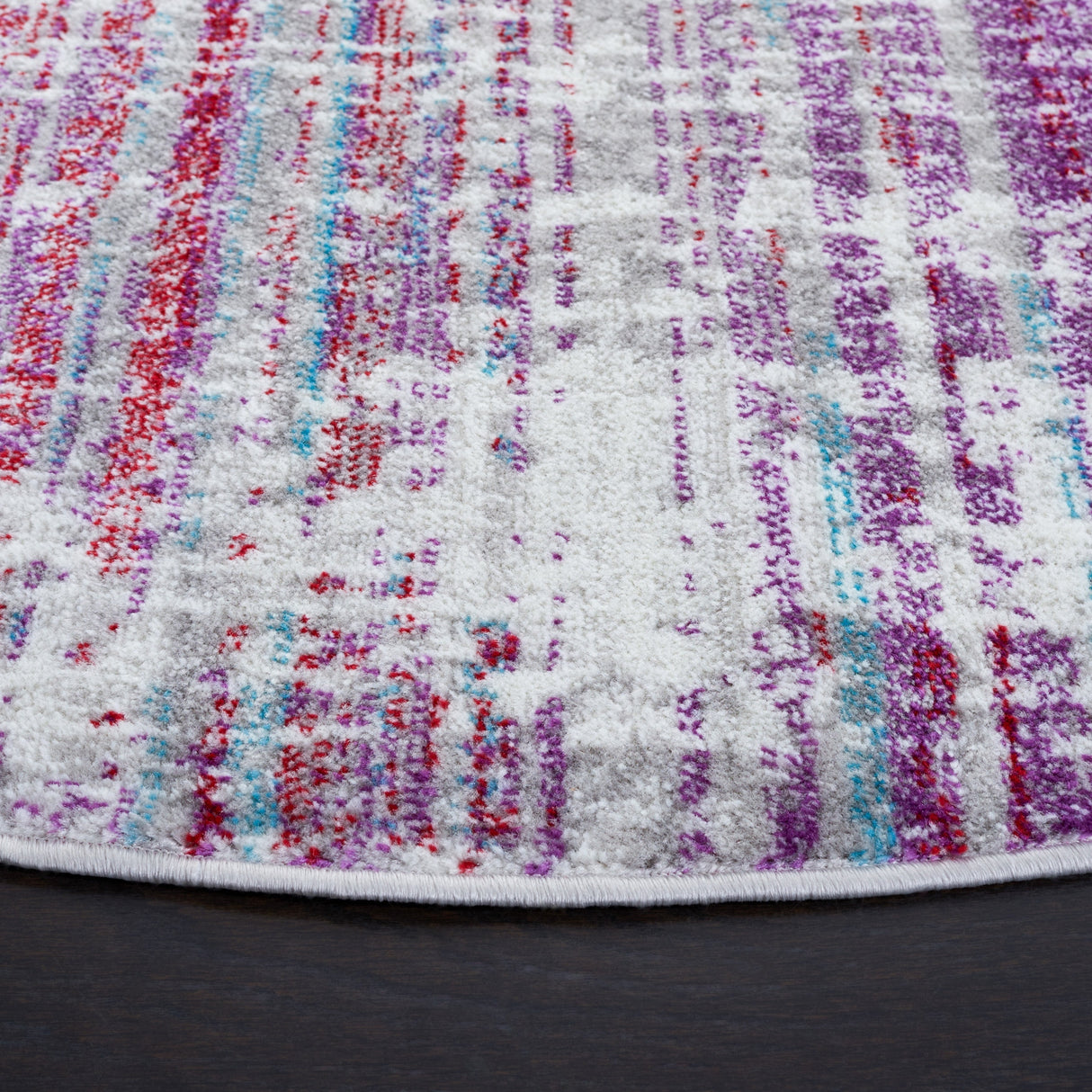 Safavieh Skyler Sky183V Silver/Purple Rugs.