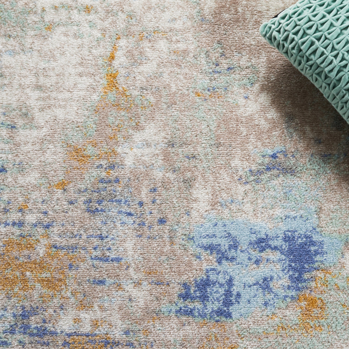 Safavieh Skyler Sky504D Beige/Blue Green Rug.