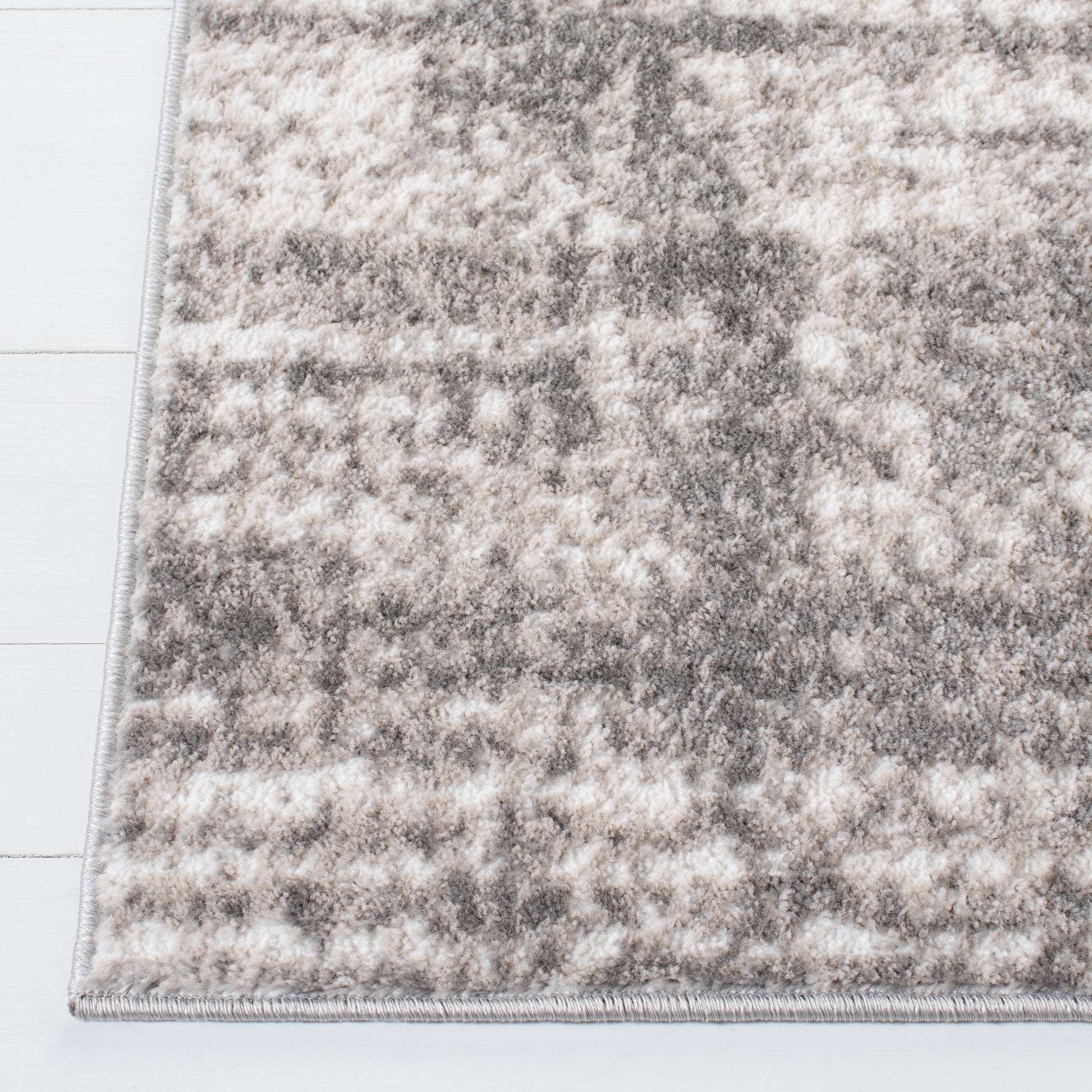 Safavieh Skyler Sky563F Grey/Ivory Area Rug