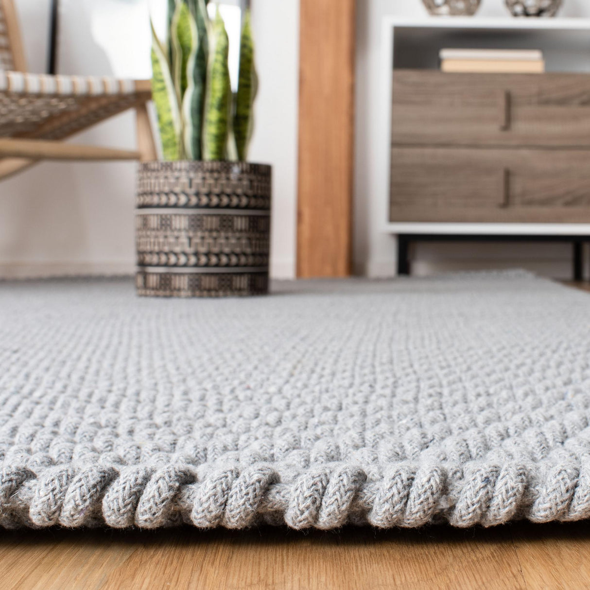 Safavieh Salem Slm103F Grey Rugs.