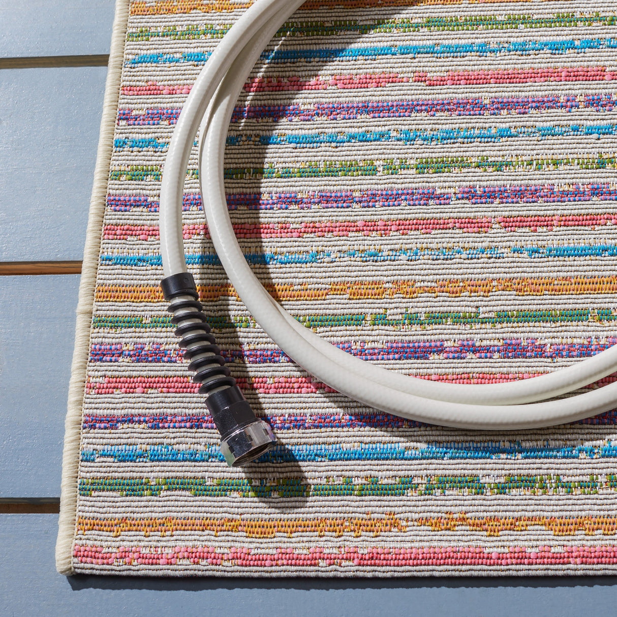 Safavieh Summer Smr421A Ivory/Blue Rugs.