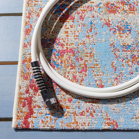 Safavieh Summer Smr451A Ivory/Light Blue Rugs.