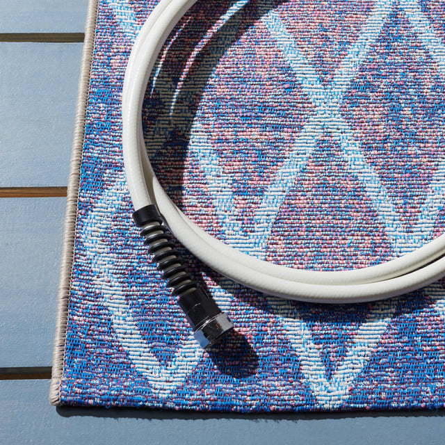 Safavieh Summer Smr452M Blue/Light Blue Rugs.