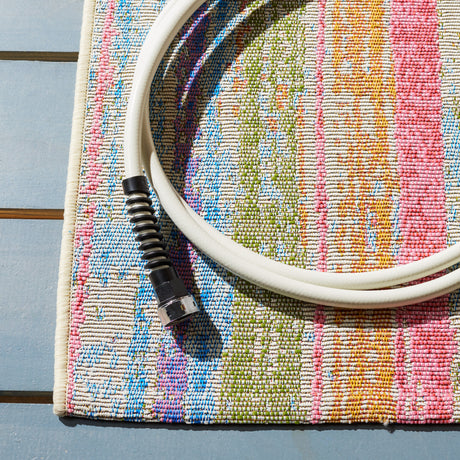 Safavieh Summer Smr496A Ivory/Green Rugs.