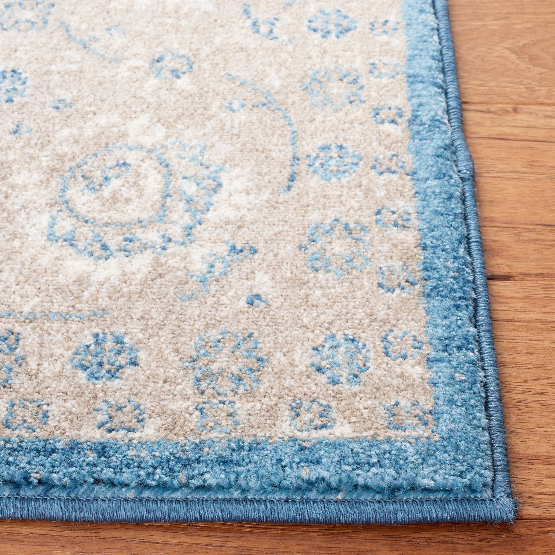 Safavieh Sofia Sof330M Blue/Beige Area Rug