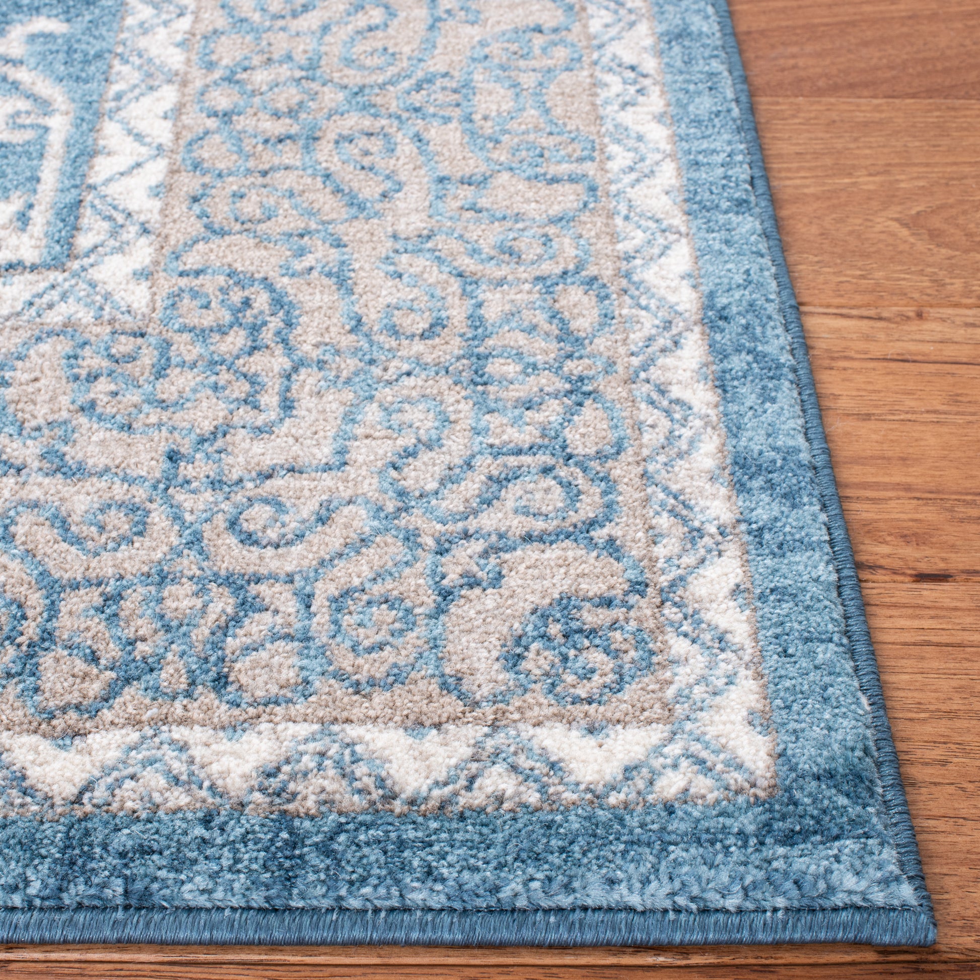 Safavieh Sofia Sof365M Blue/Beige Area Rug