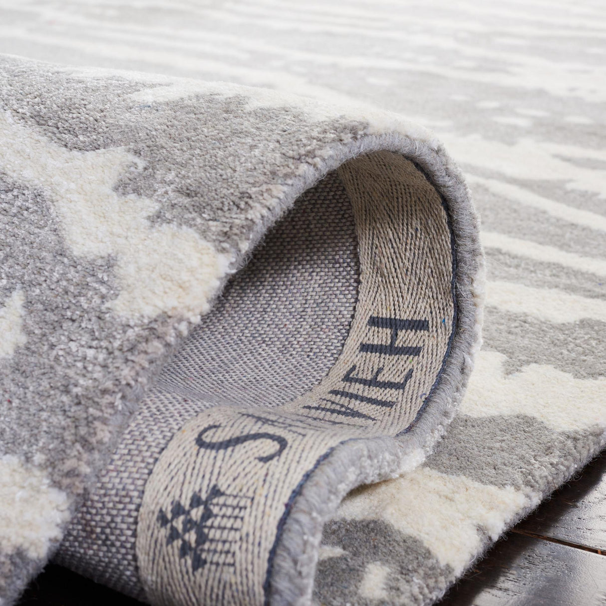 Safavieh Soho Soh656F Grey/Ivory Rugs.
