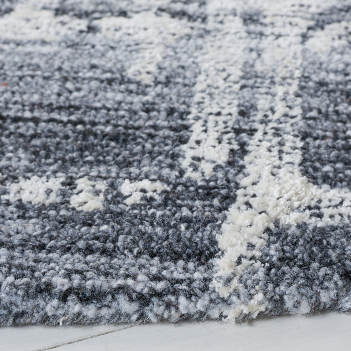 Safavieh Soho Soh657F Grey/Ivory Rug.