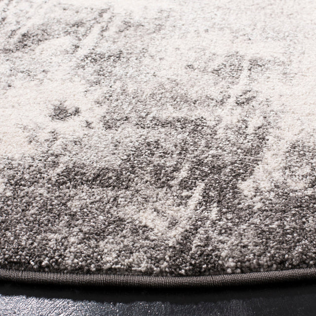 Safavieh Spirit Spr127F Dark Grey/Ivory Rugs.
