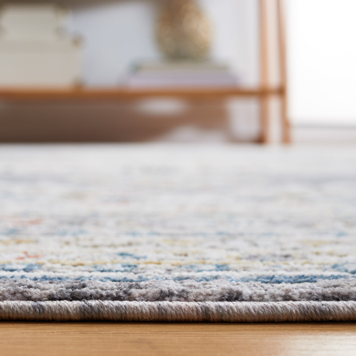 Safavieh Sierra Sra400A Ivory/Grey Rug.