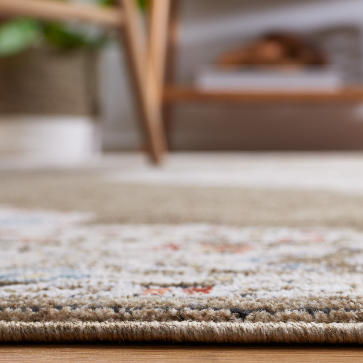 Safavieh Sierra Sra402A Ivory/Olive Green Rug.