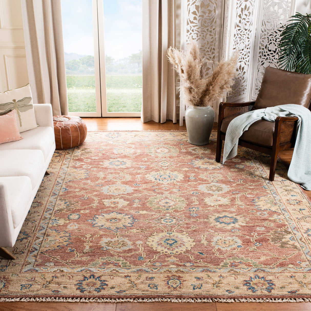 Safavieh Samarkand Srk111B Red/Beige Rug.
