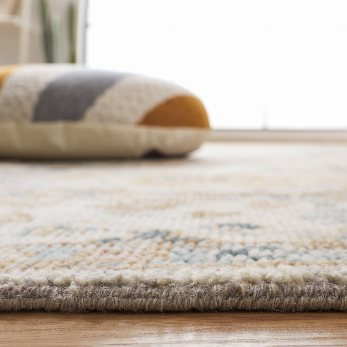 Safavieh Samarkand Srk122F Light Grey/Beige Rug.