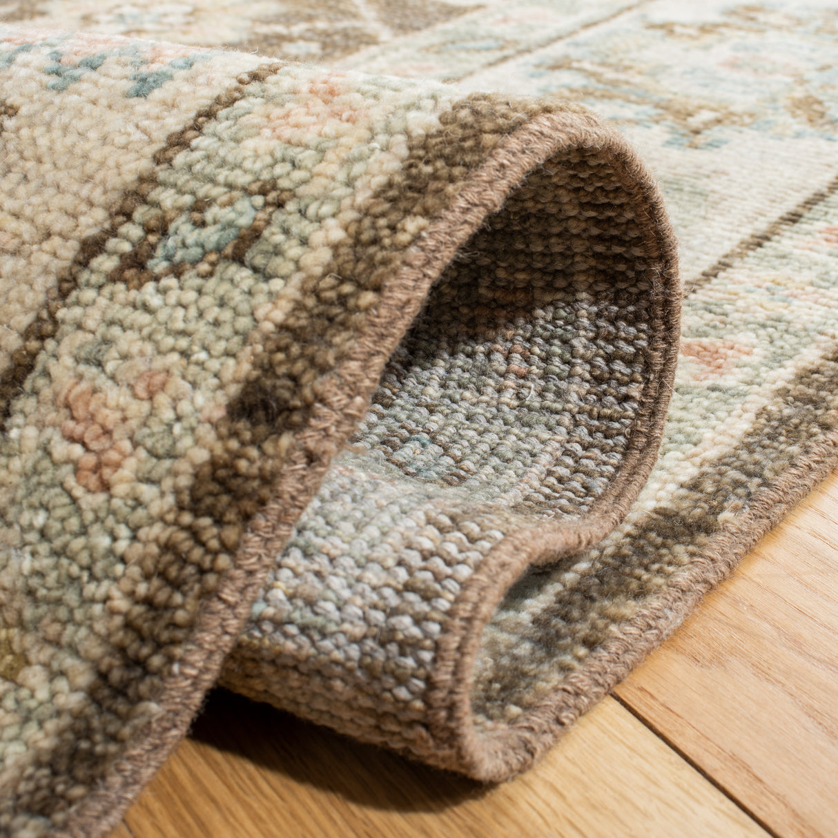 Safavieh Samarkand Srk171B Beige/Brown Rug.