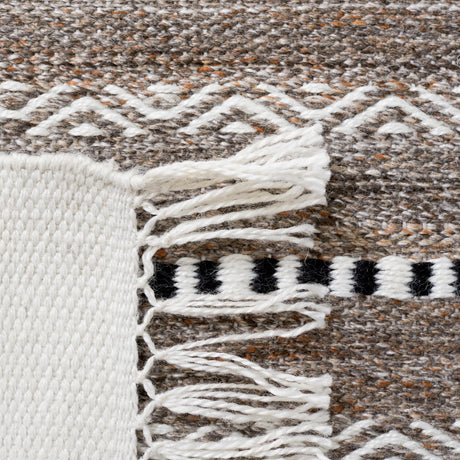 Safavieh Striped Kilim Stk101Z Black/Ivory Rug.