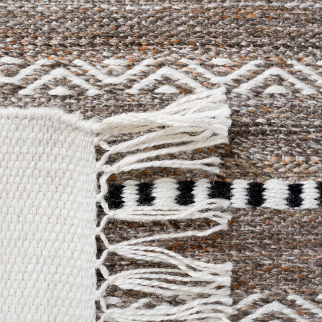 Safavieh Striped Kilim Stk101Z Black/Ivory Rug.