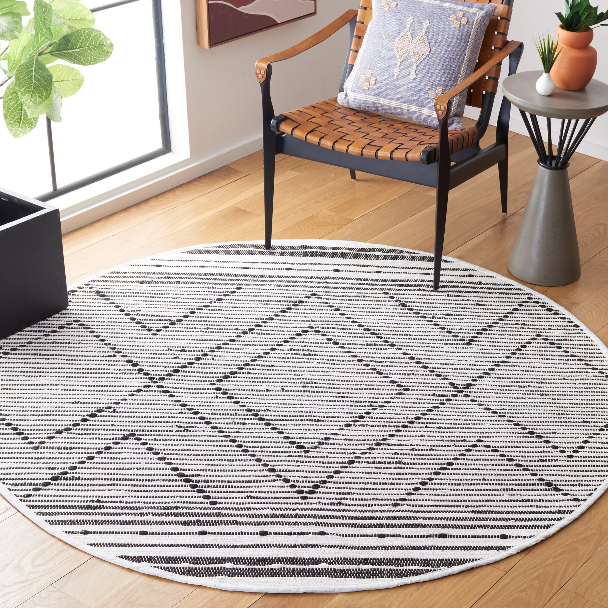 Safavieh Striped Kilim Stk200Z Black/Ivory Area Rug