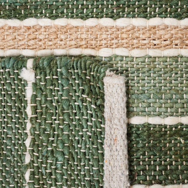 Safavieh Striped Kilim Stk312Y Green/Natural Rug.