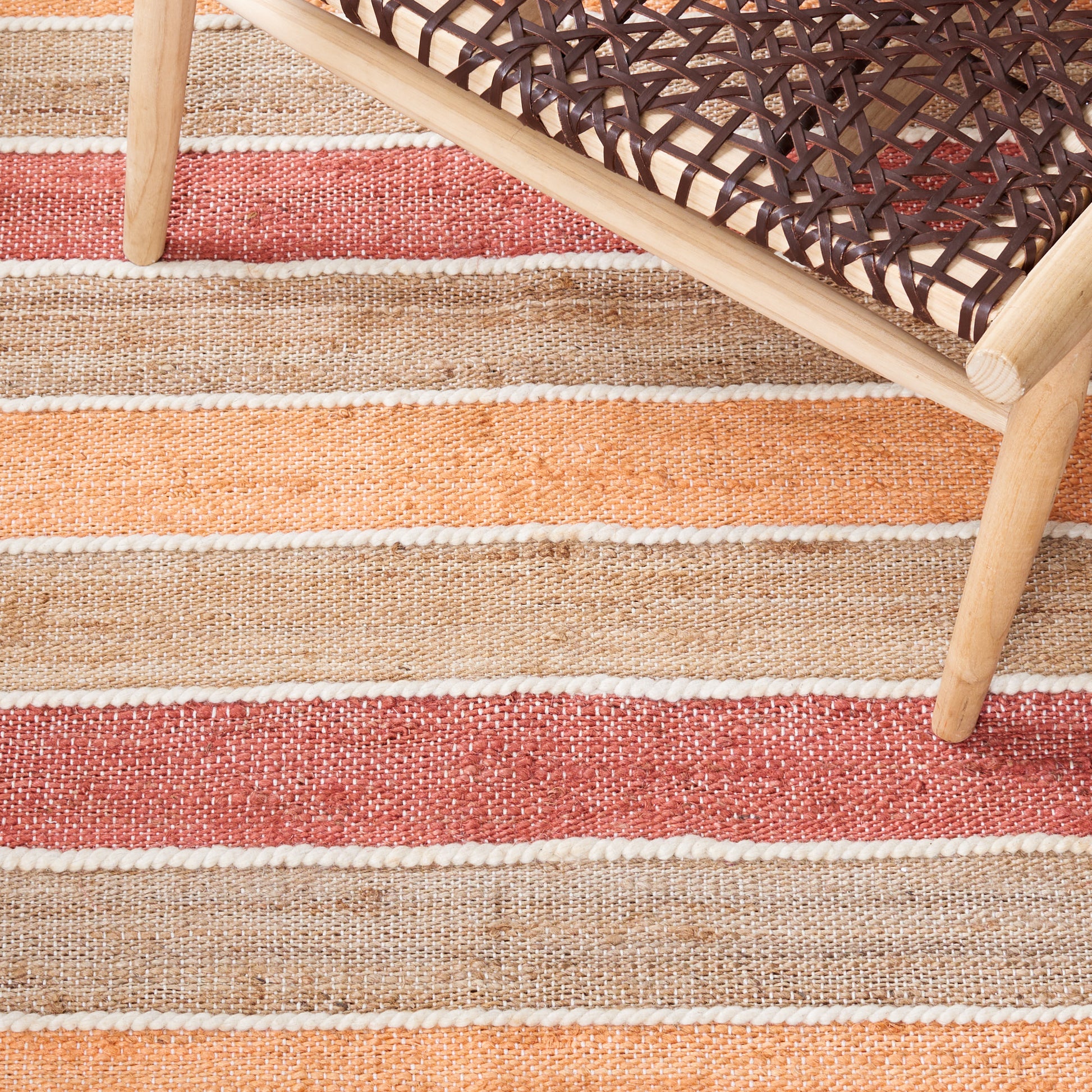 Safavieh Striped Kilim Stk316P Rust/Red Area Rug